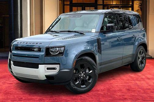 2025 Land Rover Defender 110 P300