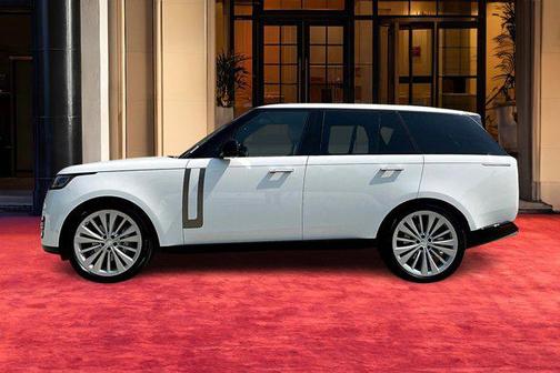 2025 Land Rover Range Rover P400 SE