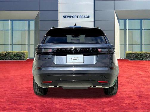 Varesine Blue Metallic 2026 Land Rover Range Rover Velar P250 SE R-Dynamic