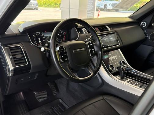 White 2019 Land Rover Range Rover Sport HSE
