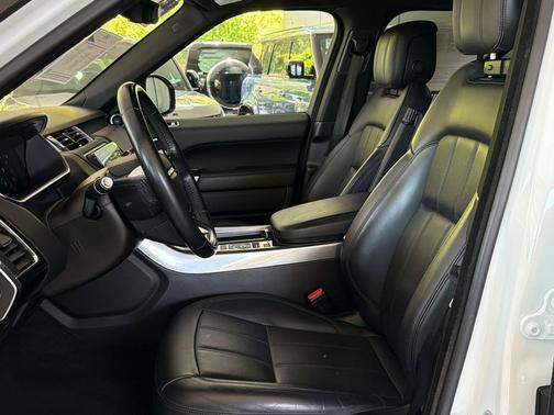 White 2019 Land Rover Range Rover Sport HSE