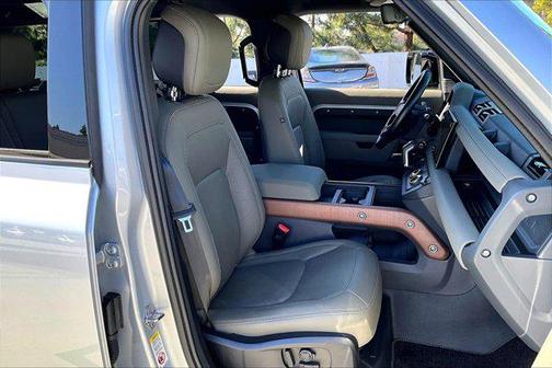 2023 Land Rover Defender 110 X