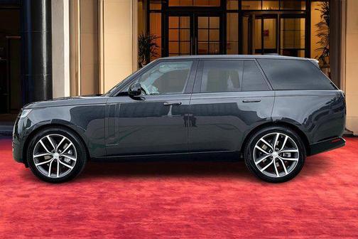 2025 Land Rover Range Rover P530 SE