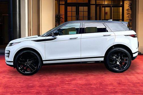 2026 Land Rover Range Rover Evoque Dynamic SE
