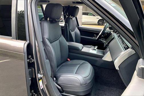 2026 Land Rover Range Rover P400 SE