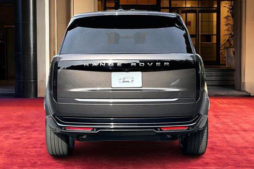 2026 Land Rover Range Rover P400 SE