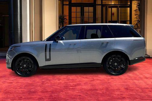 2025 Land Rover Range Rover P530 SE