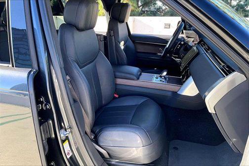 2023 Land Rover Range Rover P530 SE