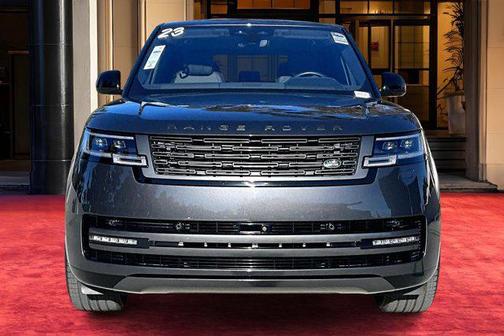 2023 Land Rover Range Rover P530 SE