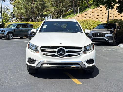 Polar White 2018 Mercedes-Benz GLC 300 Base