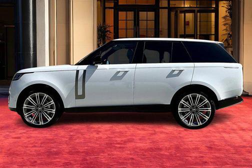 2025 Land Rover Range Rover P530 SE