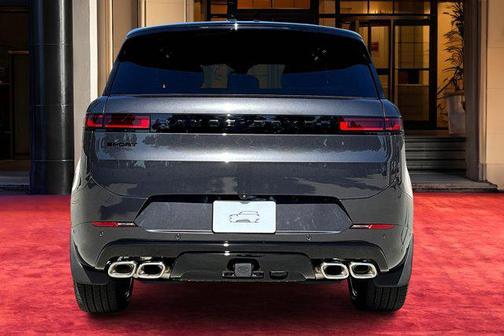 2025 Land Rover Range Rover Sport SE