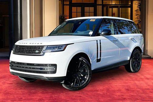 2026 Land Rover Range Rover P550e SE