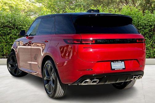 2025 Land Rover Range Rover Sport SE