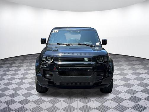 Santorini Black Metallic 2025 Land Rover Defender 130 P400 X-Dynamic SE
