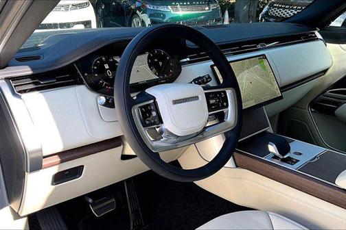 Carpathian Grey Premium Metallic 2026 Land Rover Range Rover P530 SE 7 Seat