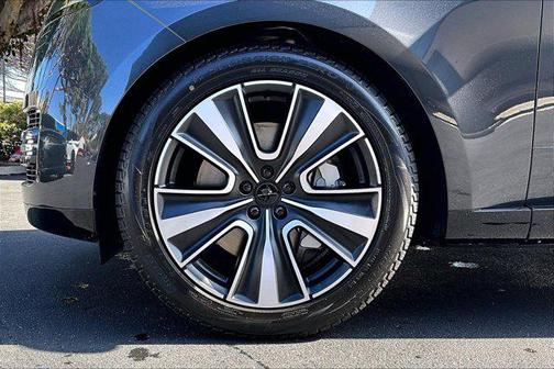 Carpathian Grey Premium Metallic 2026 Land Rover Range Rover P530 SE 7 Seat