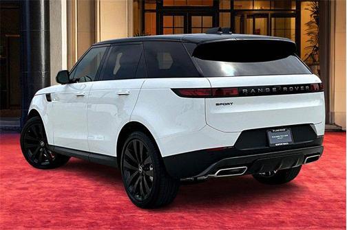 2025 Land Rover Range Rover Sport SE