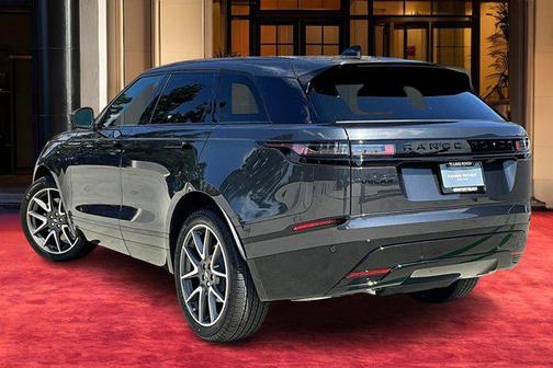 2026 Land Rover Range Rover Velar P250 SE R-Dynamic