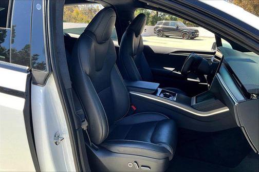 2022 Tesla Model X Plaid Tri Motor All-Wheel Drive