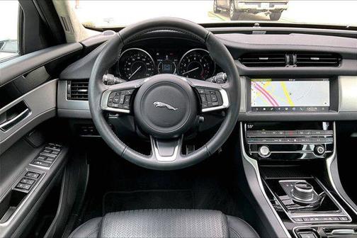 2019 Jaguar XF 25t Prestige