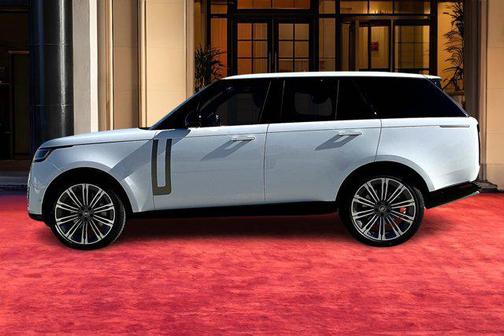 2025 Land Rover Range Rover P530 SE