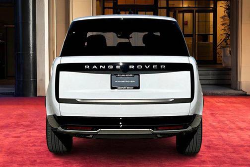 2025 Land Rover Range Rover P530 SE