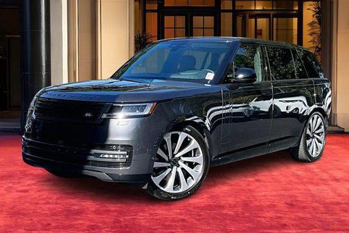 2026 Land Rover Range Rover P400 SE 7 Seat
