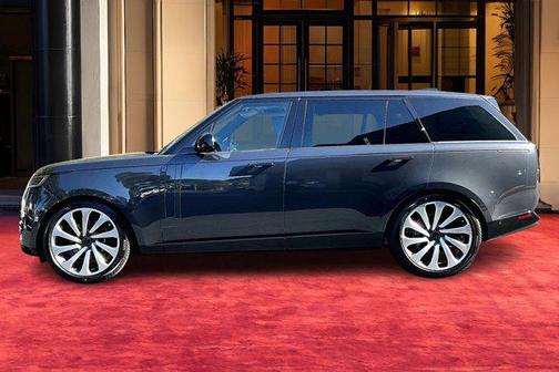 2026 Land Rover Range Rover P400 SE 7 Seat