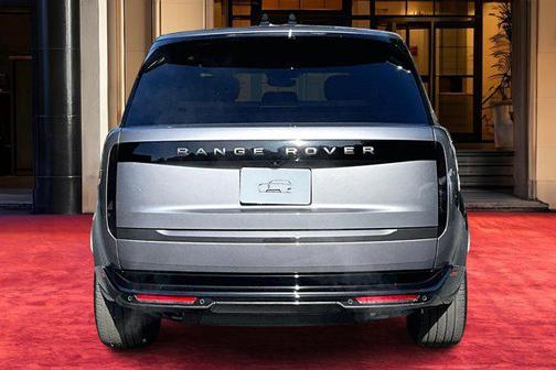 2026 Land Rover Range Rover P400 SE