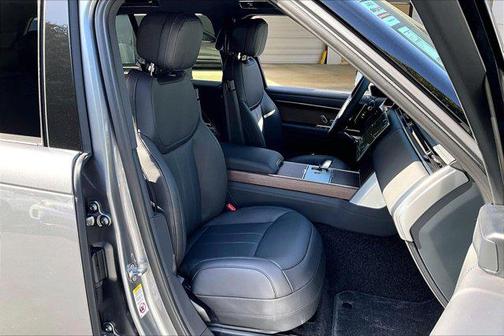 2026 Land Rover Range Rover P400 SE