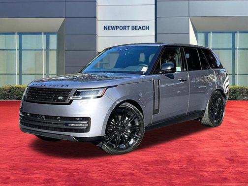 1df/Gray 2026 Land Rover Range Rover P400 SE