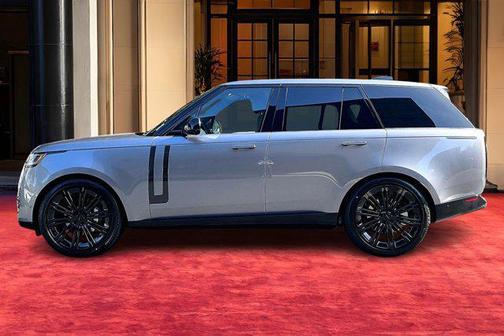 2026 Land Rover Range Rover P400 SE