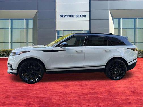 1aa/White 2026 Land Rover Range Rover Velar P250 SE R-Dynamic