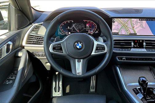 2023 BMW X6 xDrive40i