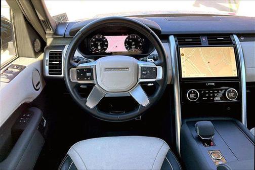 2023 Land Rover Discovery P360 HSE R-Dynamic