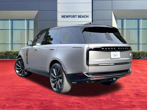 Flux Silver SV Bespoke Ultra Metallic Satin 2026 Land Rover Range Rover P615 SV