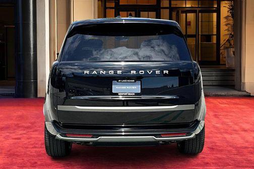 2025 Land Rover Range Rover P530 SE 7 Seat