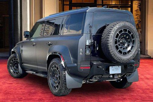 Narvik Black 2026 Land Rover Defender P635 OCTA