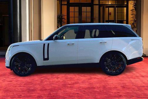 2026 Land Rover Range Rover P530 SE