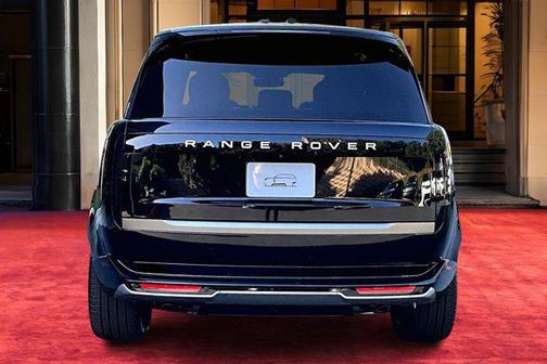 2026 Land Rover Range Rover P530 SE 7 Seat