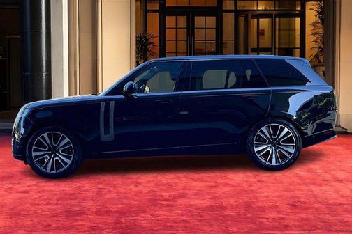 2026 Land Rover Range Rover P530 SE 7 Seat