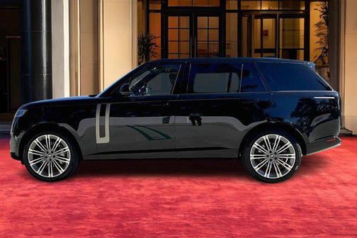 2025 Land Rover Range Rover P530 SE 7 Seat