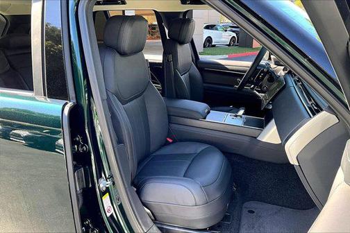 2026 Land Rover Range Rover P530 SE