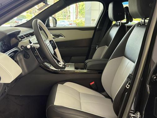 Santorini Black 2026 Land Rover Range Rover Velar P250 SE R-Dynamic