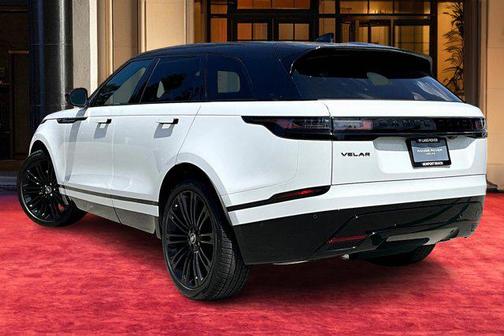 2026 Land Rover Range Rover Velar P250 SE R-Dynamic