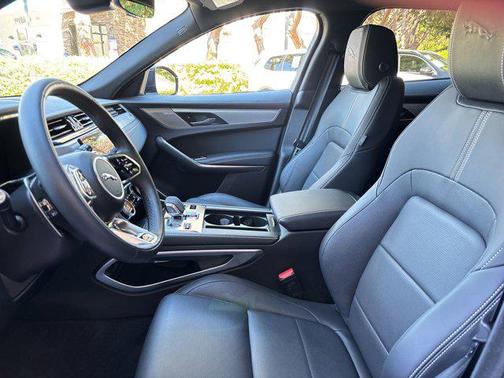 2026 Jaguar F-PACE R-Dynamic S P250 AWD Automatic