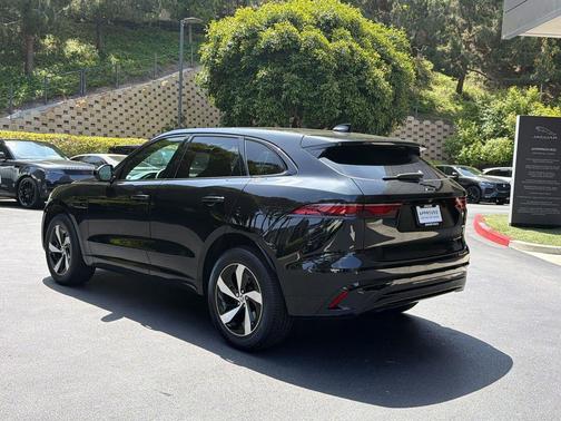 Santorini Black Metallic 2026 Jaguar F-PACE R-Dynamic S P250 AWD Automatic