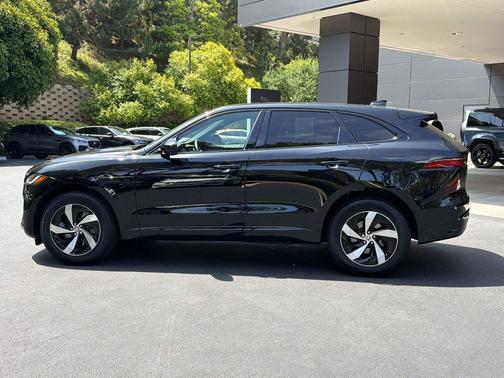 Santorini Black Metallic 2026 Jaguar F-PACE R-Dynamic S P250 AWD Automatic