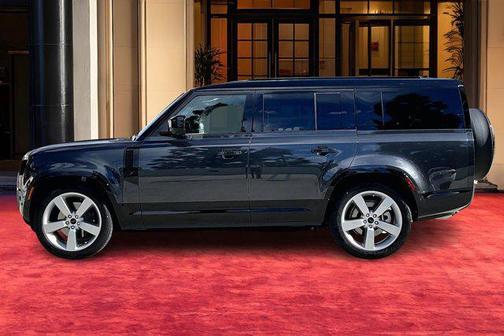 2026 Land Rover Defender P400 X-Dynamic SE